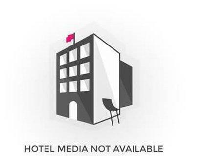 Travelodge London Teddington Exterior photo